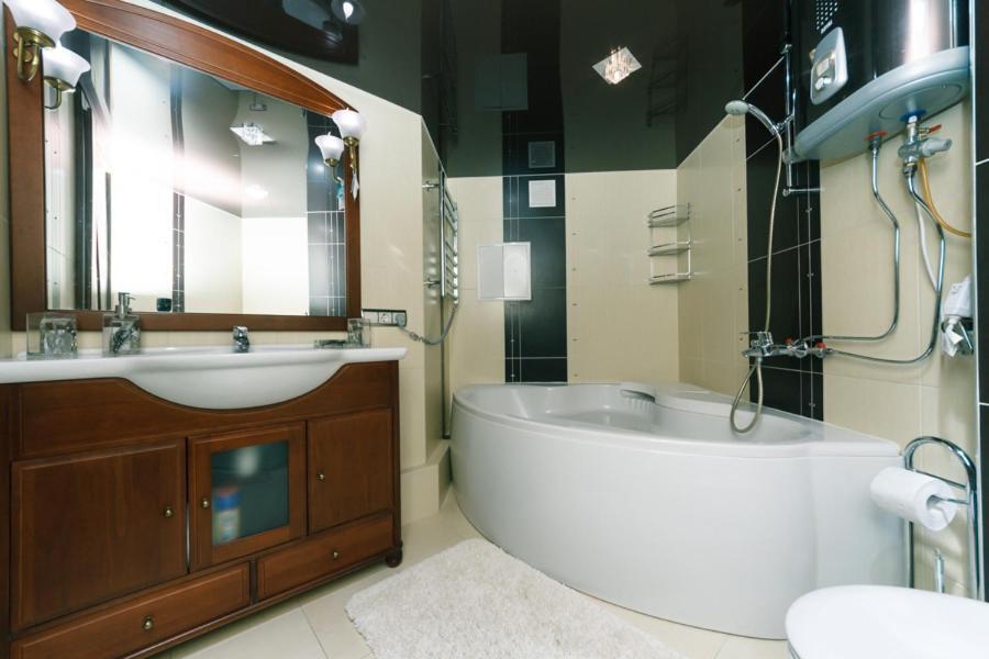 Stylish Two-Level Flat 2 Min From Khreschatyk เคียฟ ภายนอก รูปภาพ