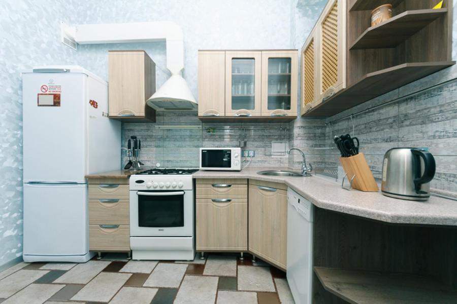 Stylish Two-Level Flat 2 Min From Khreschatyk เคียฟ ภายนอก รูปภาพ
